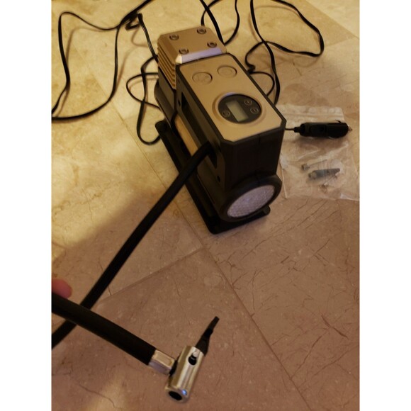 Wolfbox Tire inflator YD-380 - Picture 2 of 7